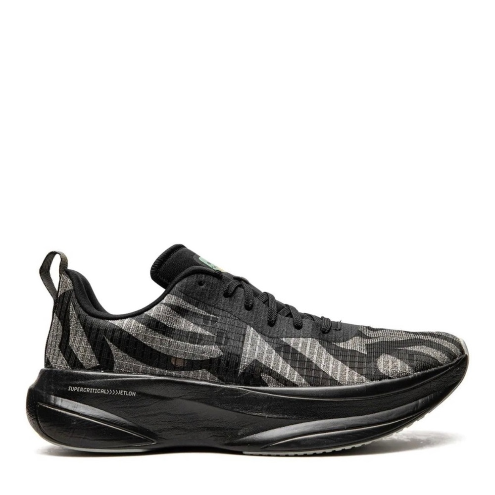 Brandblack Kaiju low top sneakers  NWOT